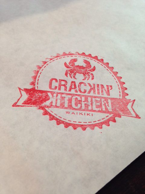 今話題のワイルドにカニが食べられるレストランに行ってきました!