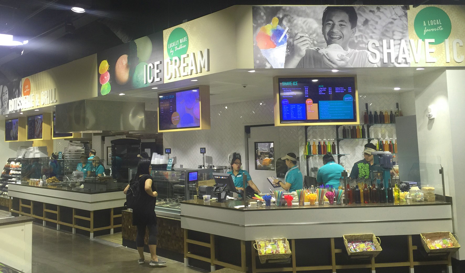 アラモアナのフードランド徹底解説第1弾!Foodlandがお洒落になって戻って来た!