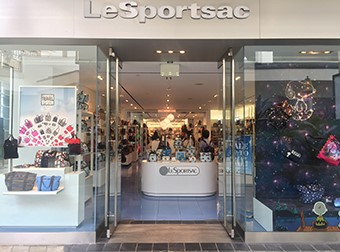 ハワイ限定デザインがキュートなLeSportsac! ディズニーとコラボを実現した最新作は見逃せない★