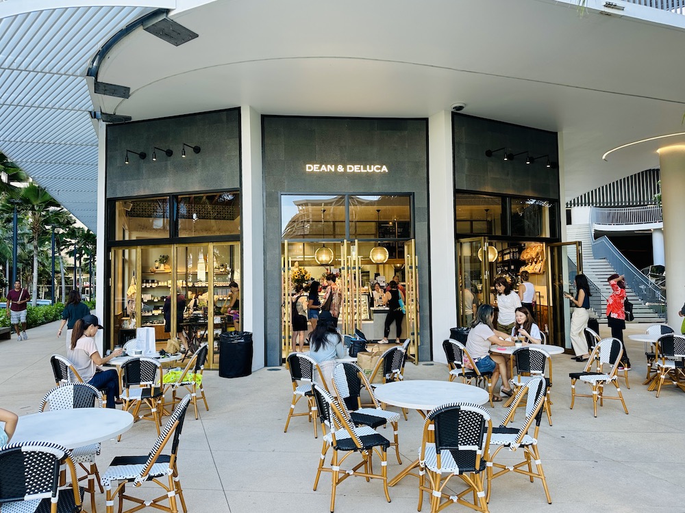 ディーン&デルーカ ハワイ、待望の新店舗「カカアコ・コウラ店」をグランドオープン